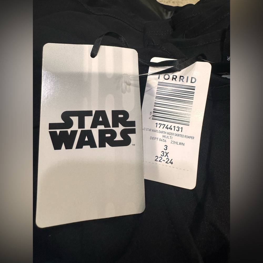 NWT Torrid Star Wars Darth Vader lightweight ponte skirted pant romper size 3X - Picture 5 of 6